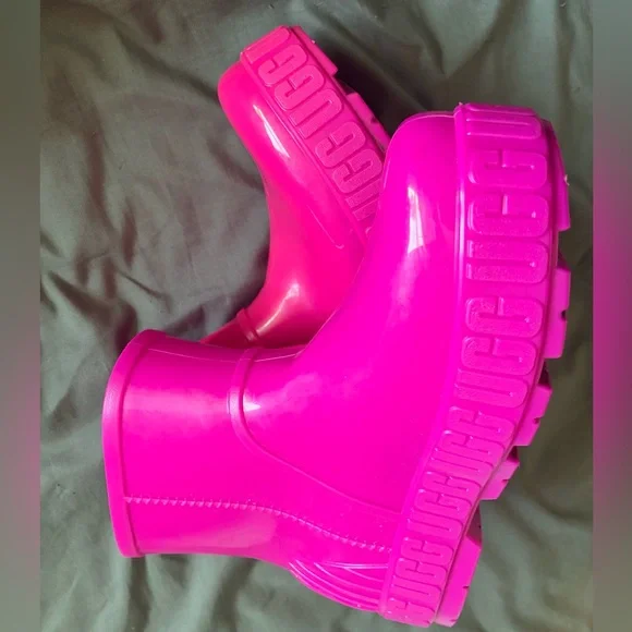 UGG Women’s Pink/Purple Drizlita Waterproof Rain Boots - Size 7! - Picture 9 of 11